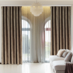 Draperii cu inserții aurii - Grej