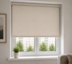 Roleta blackout 100% din material textil bej deschis